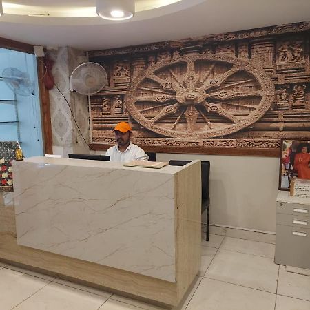 Aum Hotel Puttaparthi Luaran gambar