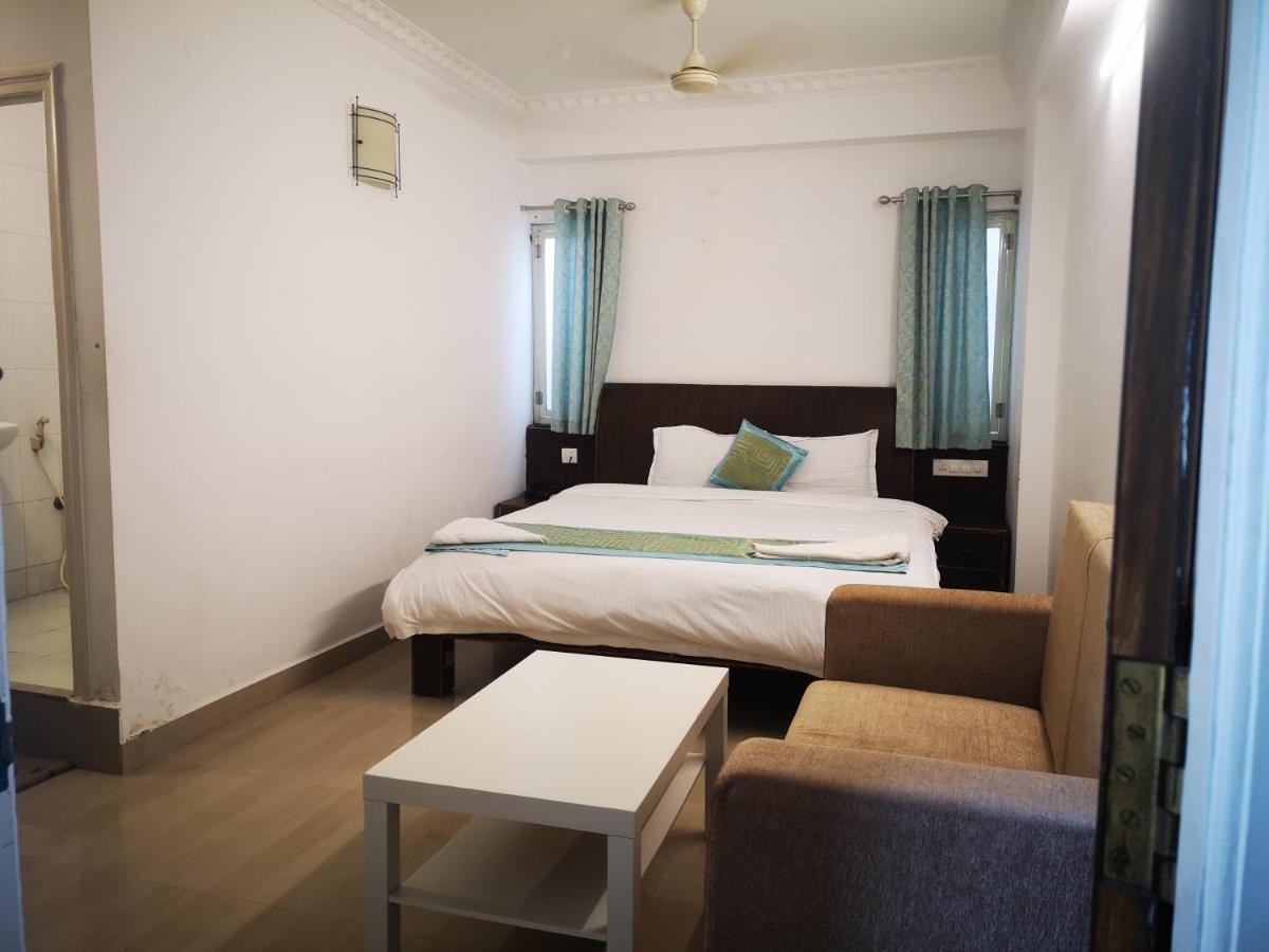 Aum Hotel Puttaparthi Luaran gambar
