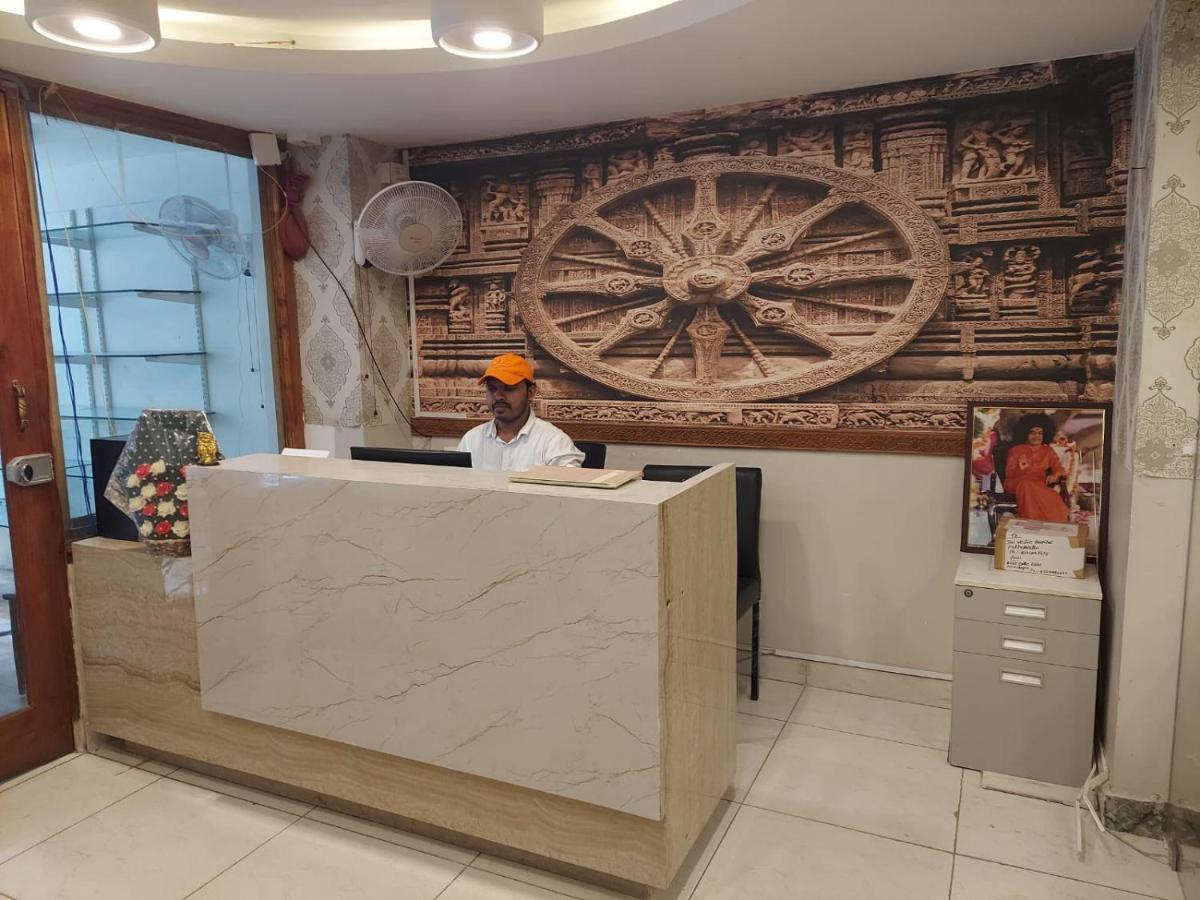 Aum Hotel Puttaparthi Luaran gambar