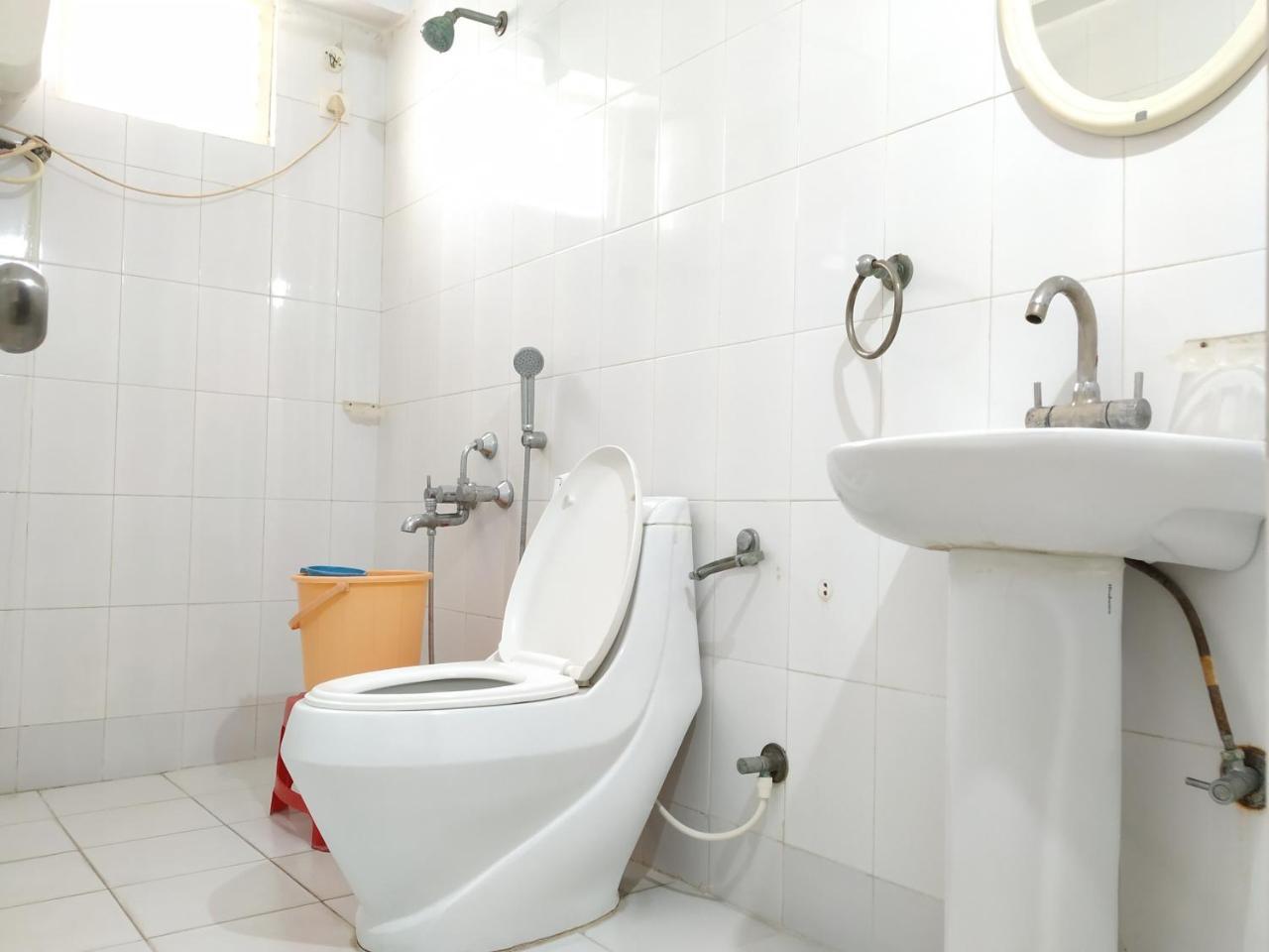 Aum Hotel Puttaparthi Luaran gambar